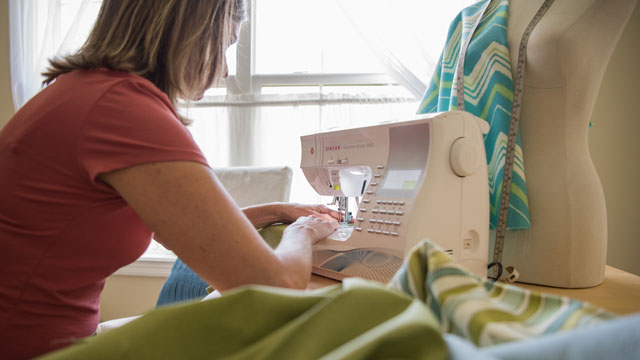 P-W-WMN71447-Is-Breast-Reconstruction-Right-for-You-stack