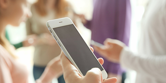 ScrnAddiction_SclMd-760x412