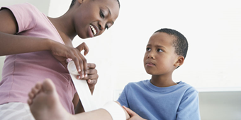 P-W-WMN94346-Treating-Stitches-760